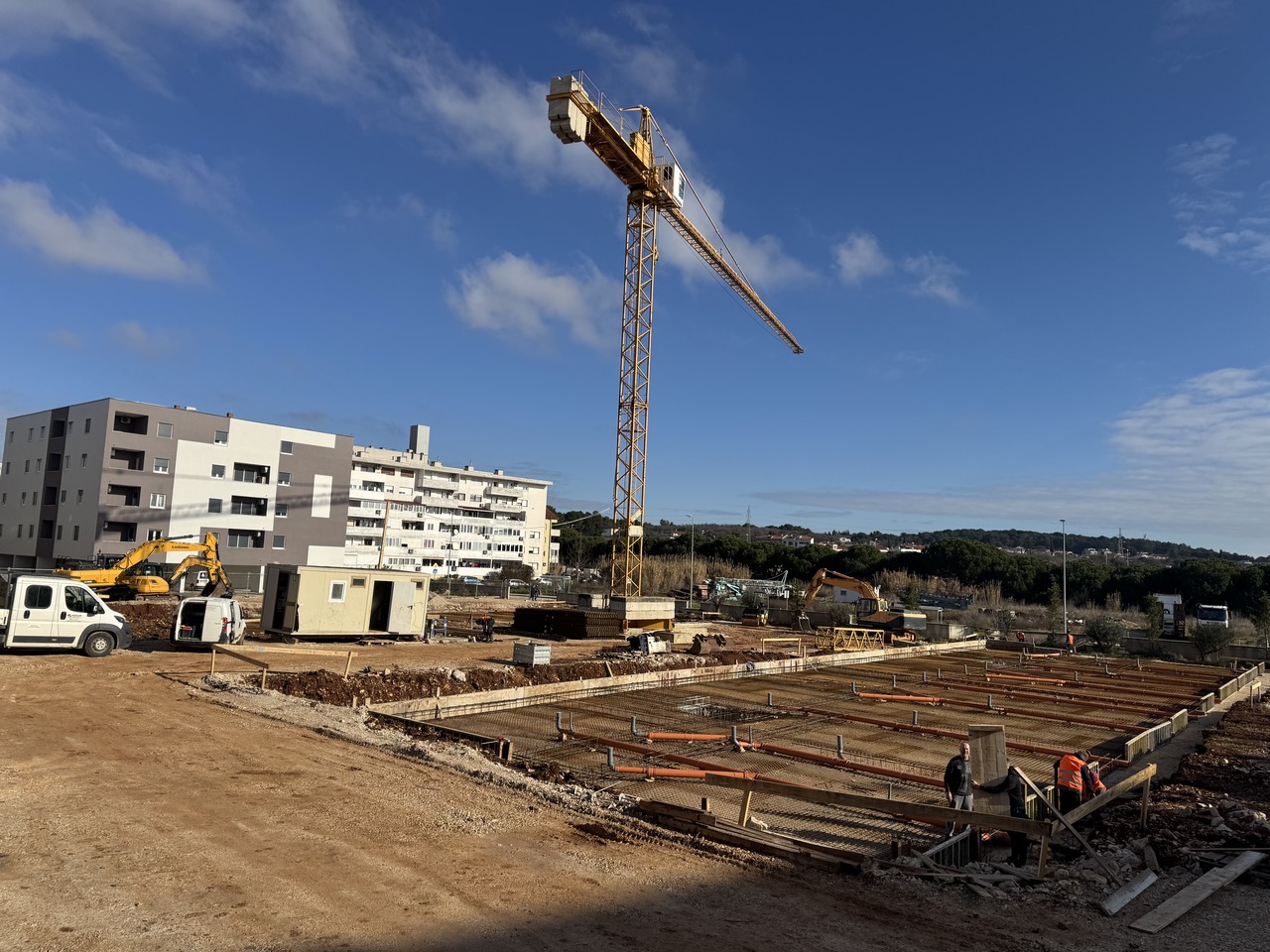Na lokaciji projekta PULA STANOVI MONVIDAL temeljne ploče uskoro!